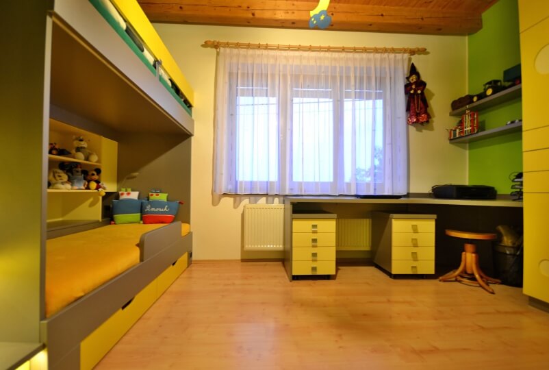 Pokoj pro dva rošťáky